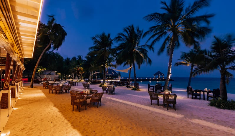 OZEN RESERVE BOLIFUSHI, SANGU Beach Night Exterior